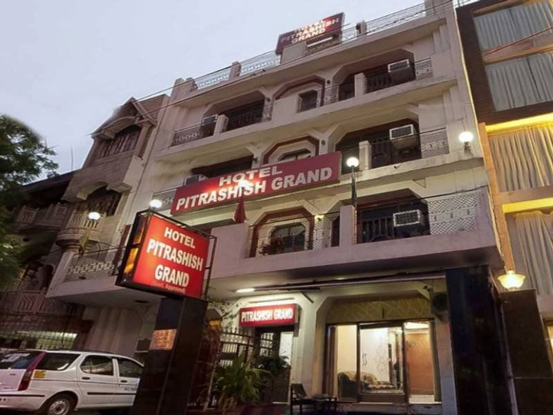 Hotel Pawan Plaza Near Sir Ganga Ram Hospital Delhi  Exterior photo